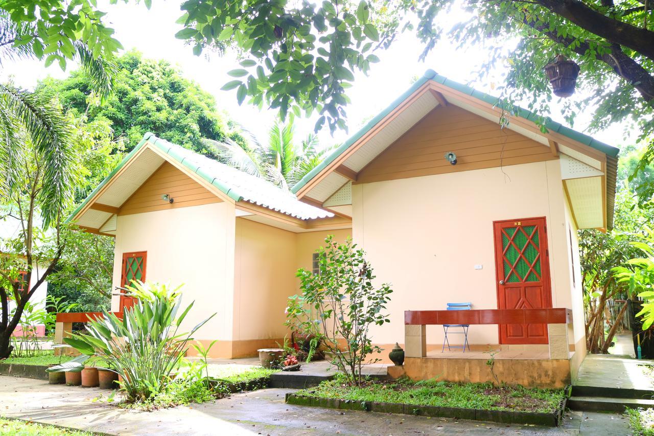 Golden Cupids Hotel Chiang Mai Bagian luar foto
