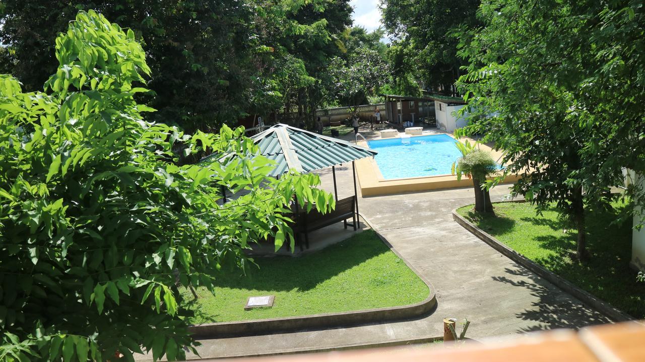 Golden Cupids Hotel Chiang Mai Bagian luar foto